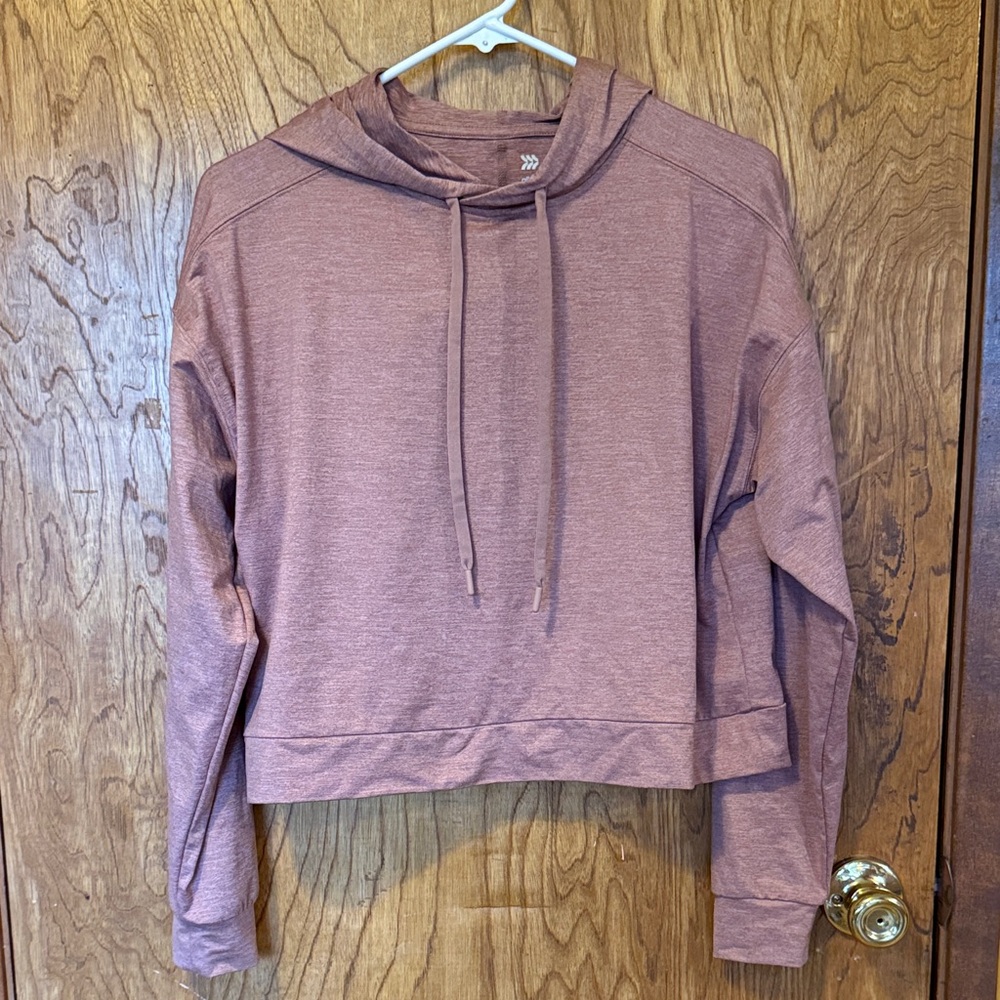 all in motion Cropped Hoodie in Dusty Rose